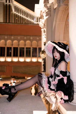 桜桃喵《星愈》主题写真：16张全套美图
