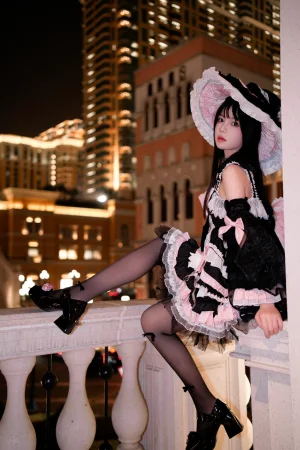 桜桃喵《星愈》主题写真：16张全套美图
