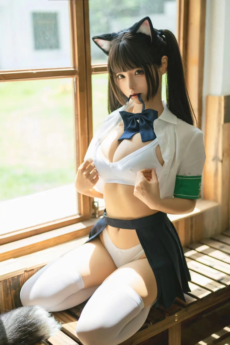蠢沫沫《关于我学妹是个猫娘这件事》主题写真：22张全套美图