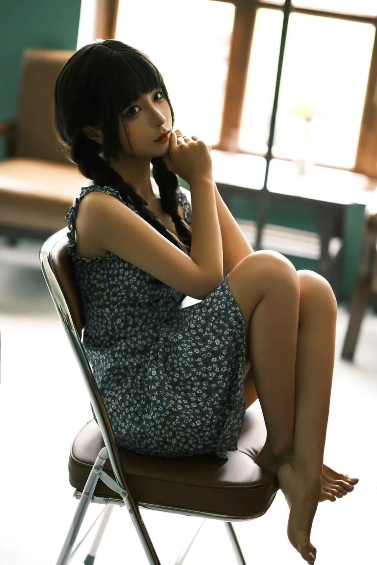蠢沫沫《往事回忆》主题写真：20张全套美图