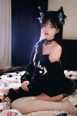 桜桃喵《缅因猫猫（a+b）》主题写真：47张全套美图