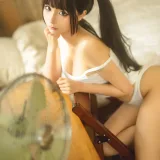 蠢沫沫《假日》主题写真：28张全套美图