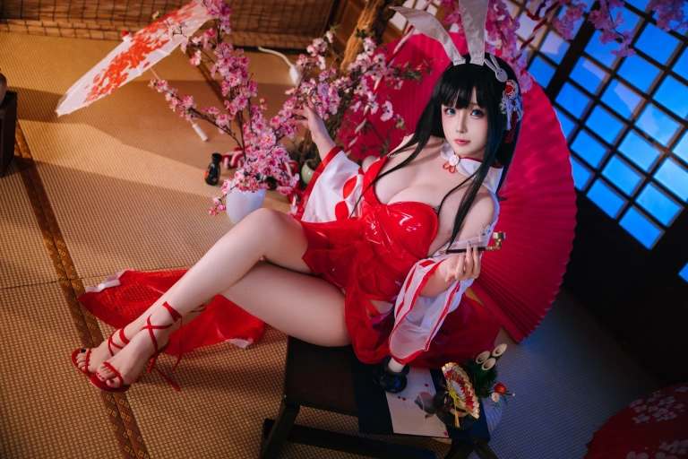 日奈娇(椎名莜)《碧蓝航线 大山兔女郎》主题写真：46张全套美图