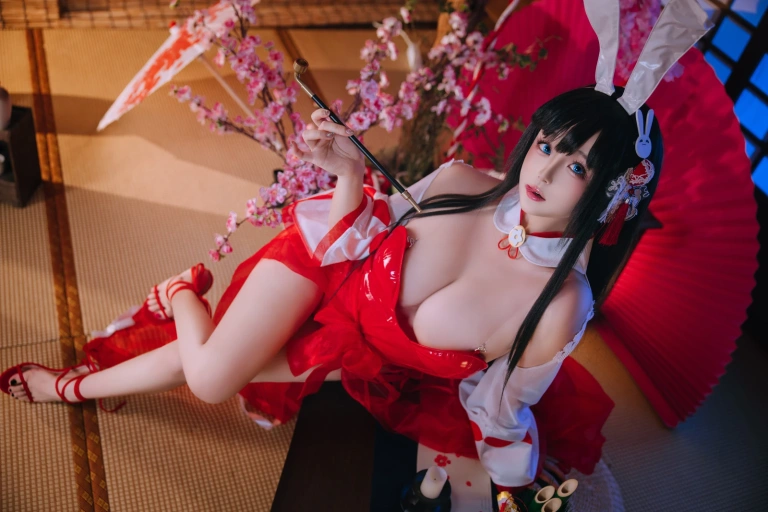 日奈娇(椎名莜)《碧蓝航线 大山兔女郎》主题写真：46张全套美图