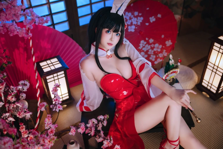 日奈娇(椎名莜)《碧蓝航线 大山兔女郎》主题写真：46张全套美图