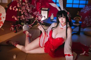 日奈娇(椎名莜)《碧蓝航线 大山兔女郎》主题写真：46张全套美图