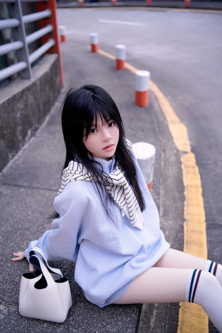 桜桃喵《蓝》主题写真：20张全套美图