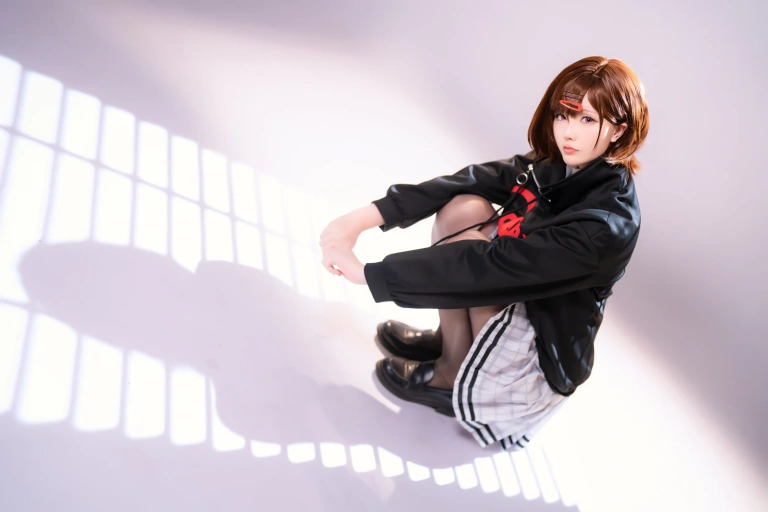 星之迟迟《2023年6月计划B 偶像大师 樋口円香》主题写真：70张全套美图，含1个视频