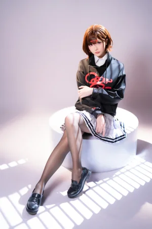 星之迟迟《2023年6月计划B 偶像大师 樋口円香》主题写真：70张全套美图，含1个视频