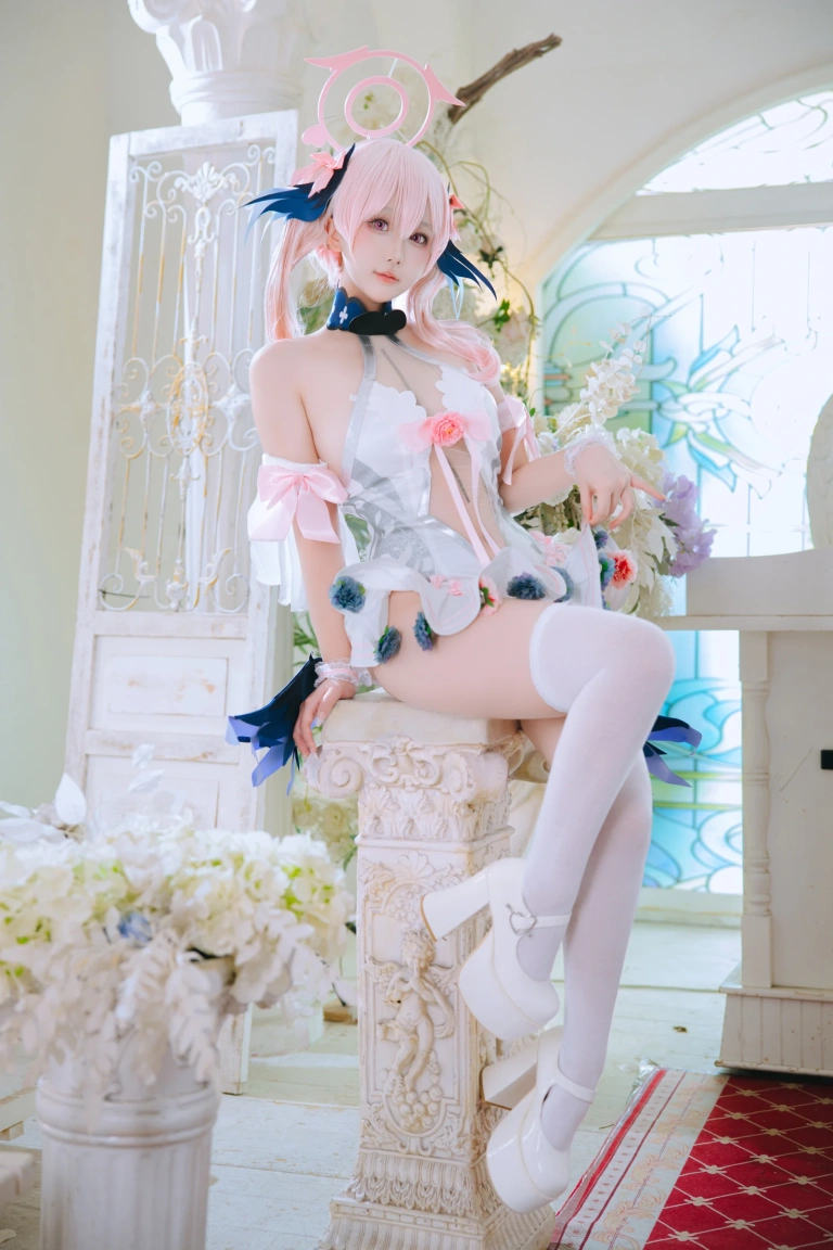 日奈娇(椎名莜)《蔚蓝档案 下江小春花嫁》主题写真：26张全套美图