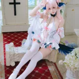日奈娇(椎名莜)《蔚蓝档案 下江小春花嫁》主题写真：26张全套美图