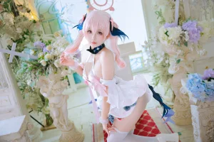日奈娇(椎名莜)《蔚蓝档案 下江小春花嫁》主题写真：26张全套美图