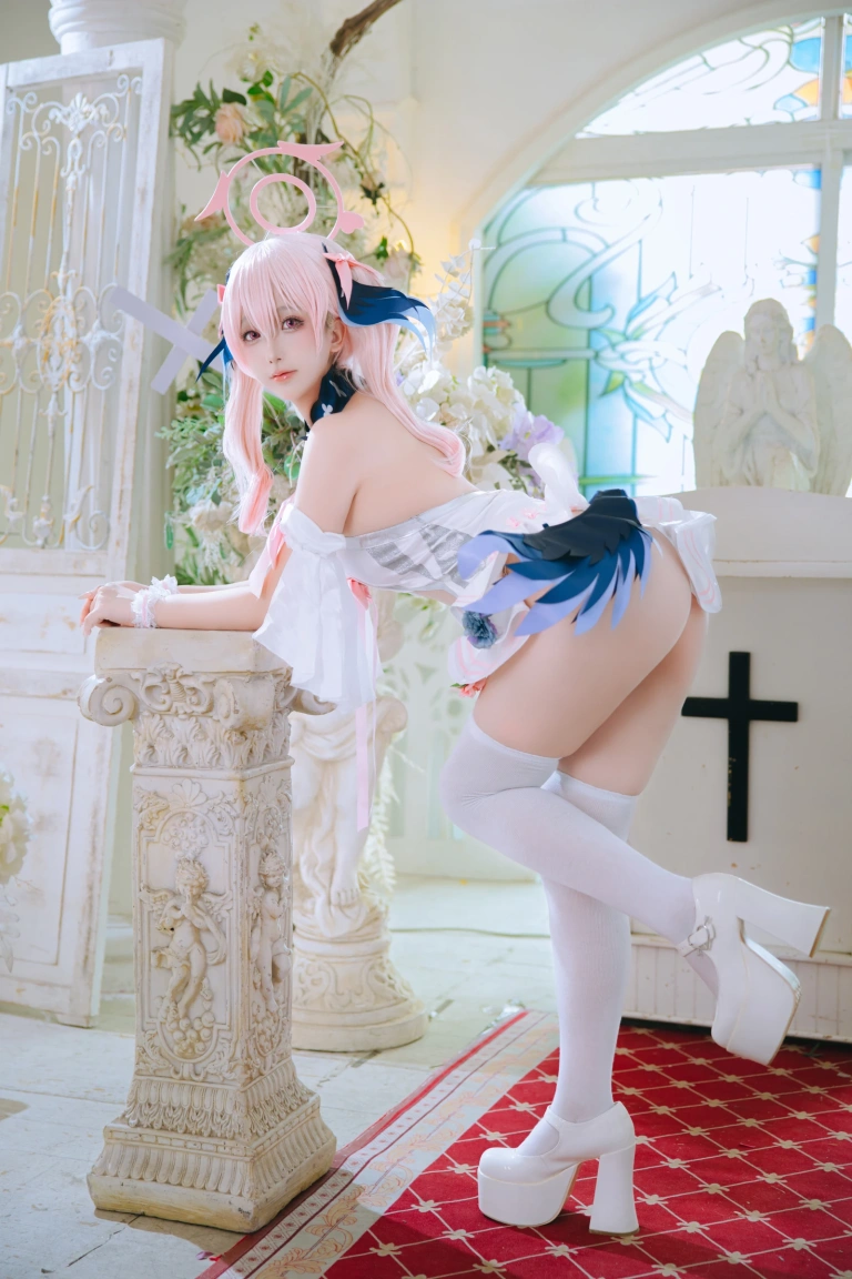 日奈娇(椎名莜)《蔚蓝档案 下江小春花嫁》主题写真：26张全套美图