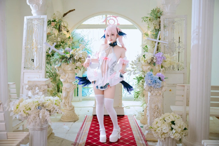 日奈娇(椎名莜)《蔚蓝档案 下江小春花嫁》主题写真：26张全套美图