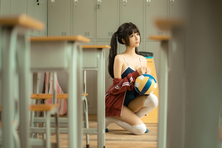 蠢沫沫《课间》主题写真：30张全套美图