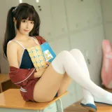 蠢沫沫《课间》主题写真：30张全套美图