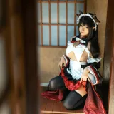 蠢沫沫《牛牛女仆》主题写真：15张全套美图