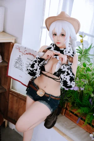 日奈娇(椎名莜)《挤奶工》主题写真：73张全套美图