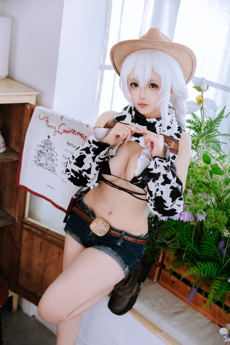 日奈娇(椎名莜)《挤奶工》主题写真：73张全套美图