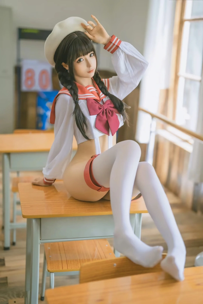蠢沫沫《小春日和》主题写真：14张全套美图