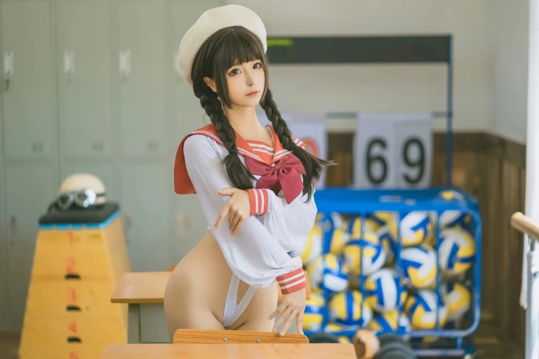 蠢沫沫《小春日和》主题写真：14张全套美图