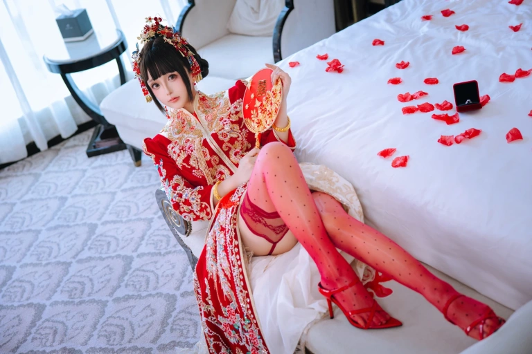 日奈娇(椎名莜)《洞房花烛》主题写真：190张全套美图，含5个视频
