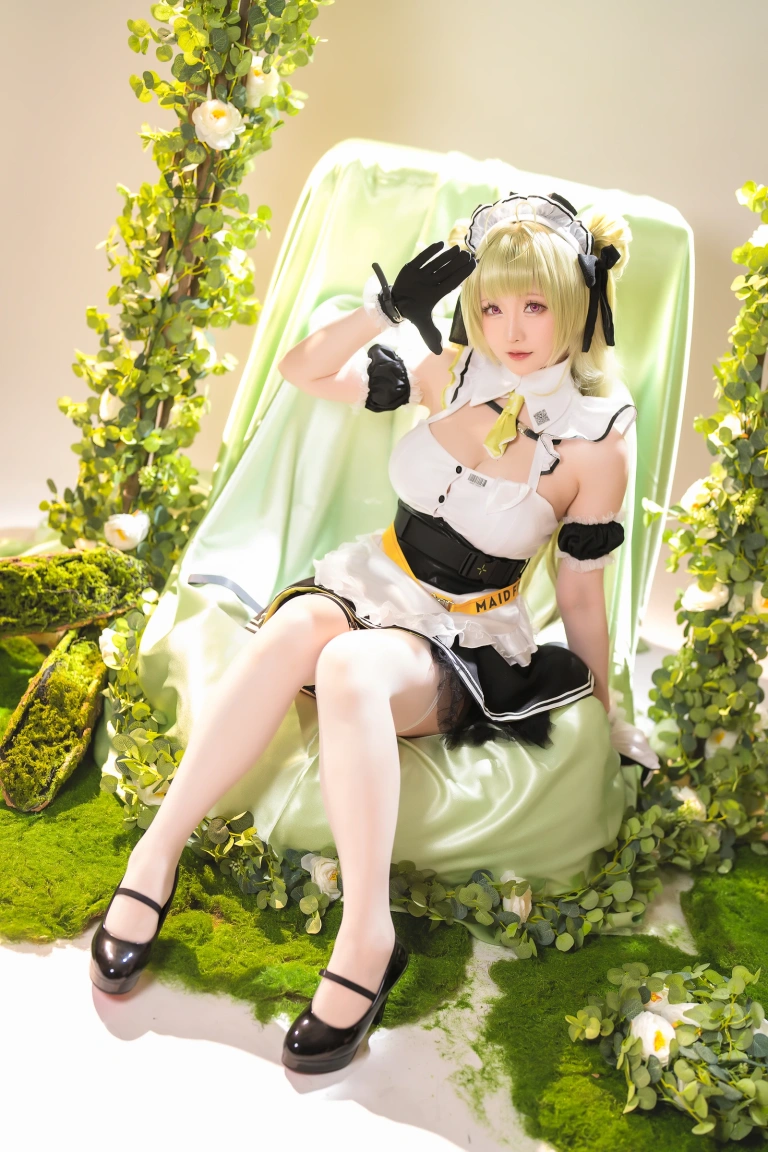 星之迟迟《2023年8月计划B NIKKE 索达》主题写真：109张全套美图，含2个视频