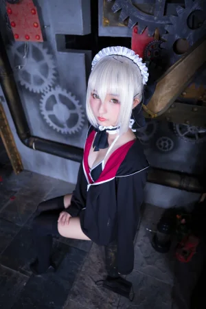 神楽坂真冬《第二季 序号2：《絶対服従》》主题写真：150张全套美图