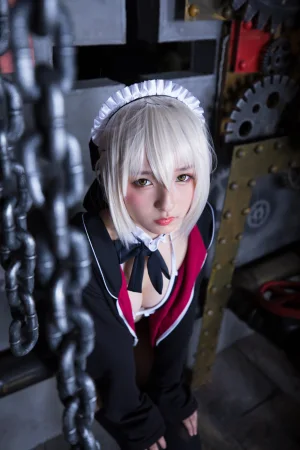 神楽坂真冬《第二季 序号2：《絶対服従》》主题写真：150张全套美图
