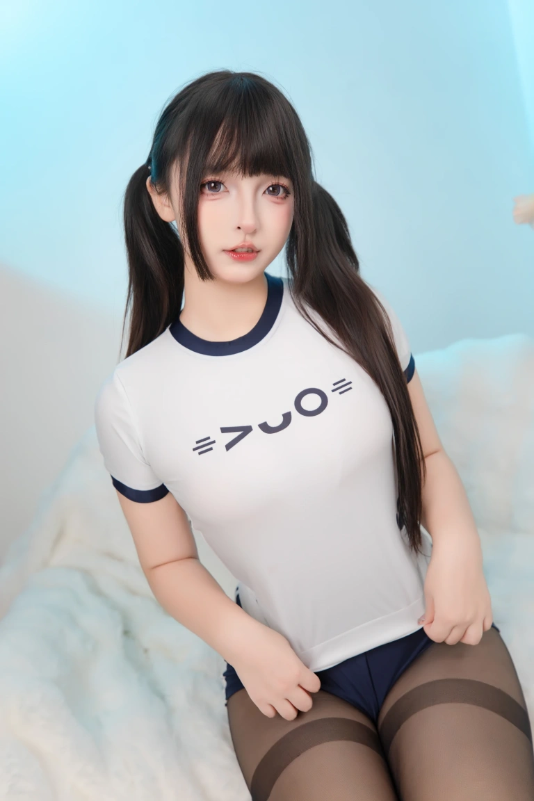 神楽坂真冬《第五季 序号80：《秘密体操服》》主题写真：75张全套美图，含2个视频