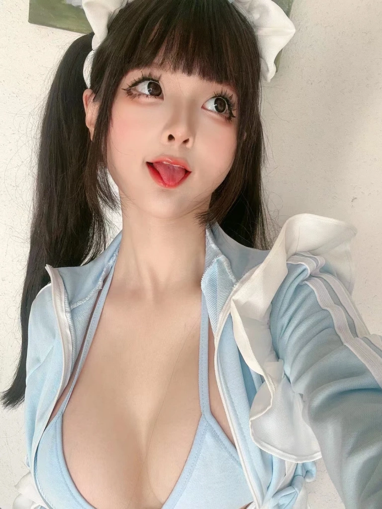 蠢沫沫《午后》主题写真：29张全套美图，含1个视频