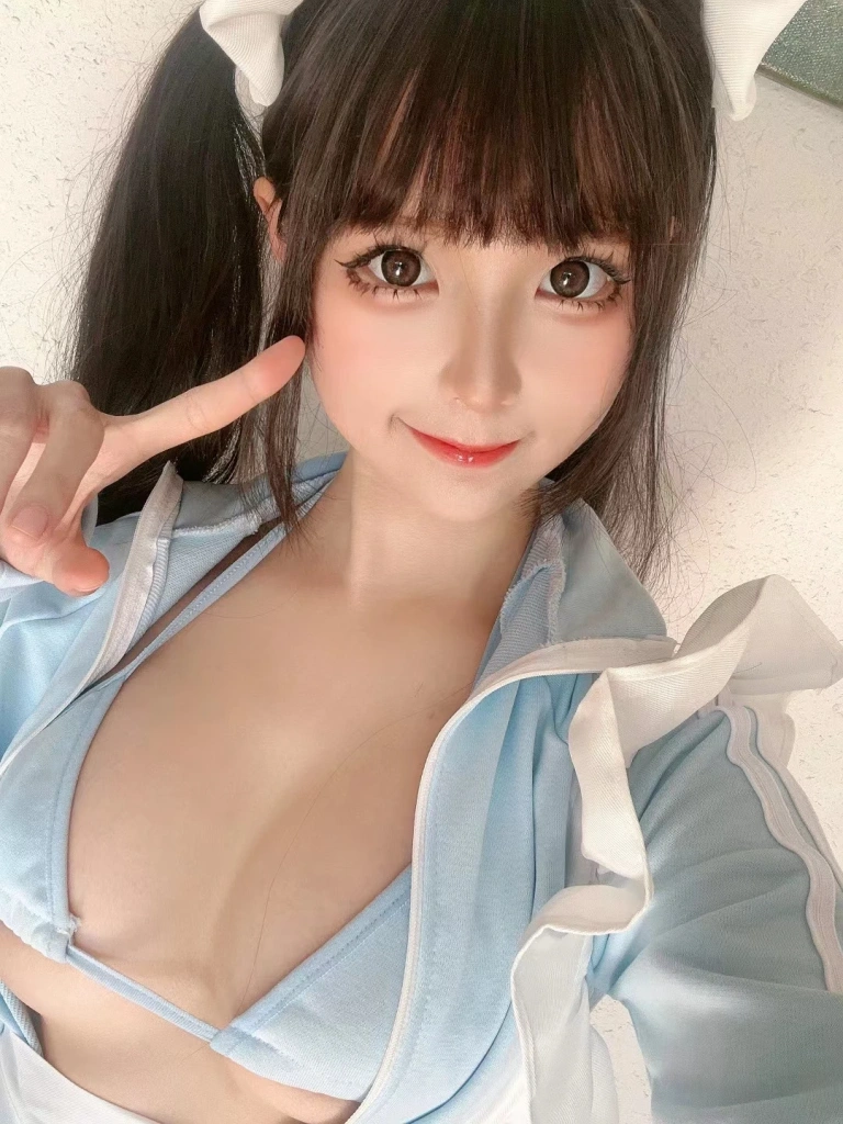 蠢沫沫《午后》主题写真：29张全套美图，含1个视频