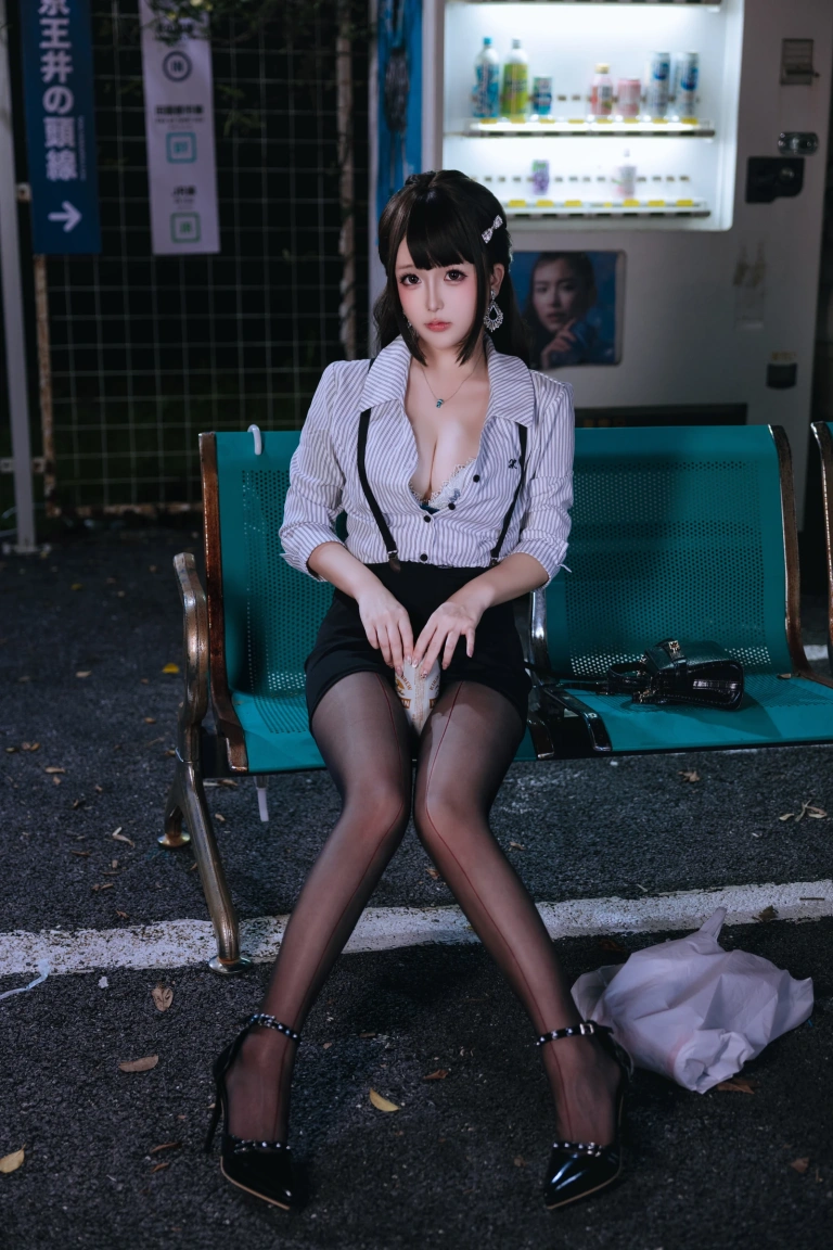 日奈娇(椎名莜)《下班的OL》主题写真：188张全套美图，含6个视频