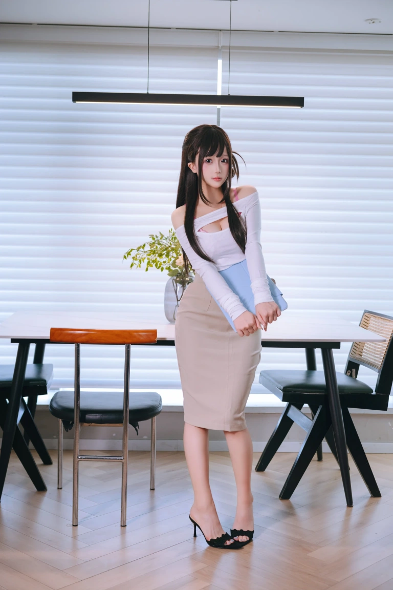 日奈娇(椎名莜)《上门家教》主题写真：189张全套美图，含5个视频