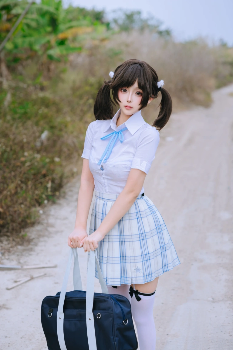 日奈娇(椎名莜)《女高》主题写真：195张全套美图，含5个视频