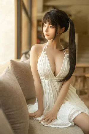 蠢沫沫《咖啡厅》主题写真：12张全套美图