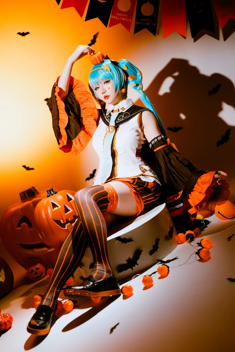 星之迟迟《2023年10月计划 赠品 万圣节MIKU》主题写真：53张全套美图