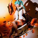 星之迟迟《2023年10月计划 赠品 万圣节MIKU》主题写真：53张全套美图