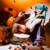 星之迟迟《2023年10月计划 赠品 万圣节MIKU》主题写真：53张全套美图