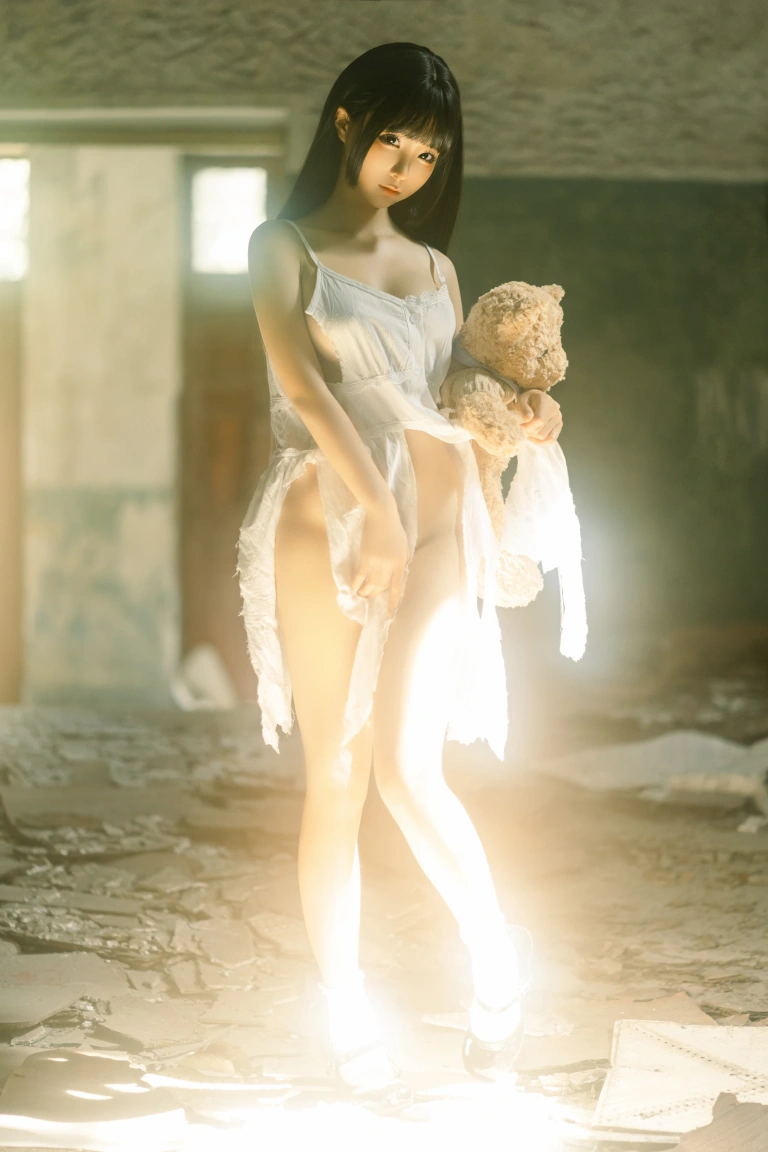 蠢沫沫《光》主题写真：28张全套美图