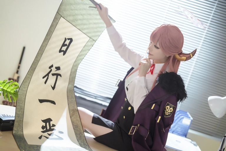 星之迟迟《2023年10月计划B 碧蓝档案-陆八魔爱露》主题写真：90张全套美图