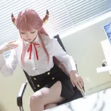 星之迟迟《2023年10月计划B 碧蓝档案-陆八魔爱露》主题写真：90张全套美图
