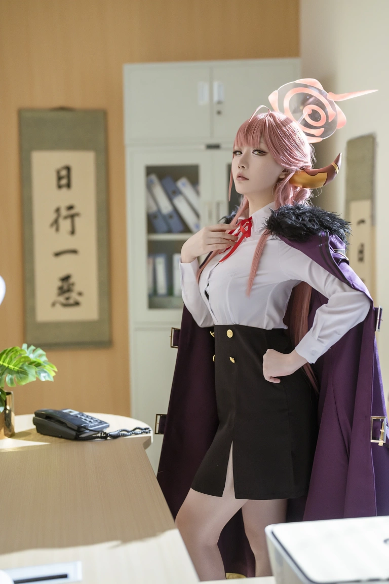 星之迟迟《2023年10月计划B 碧蓝档案-陆八魔爱露》主题写真：90张全套美图