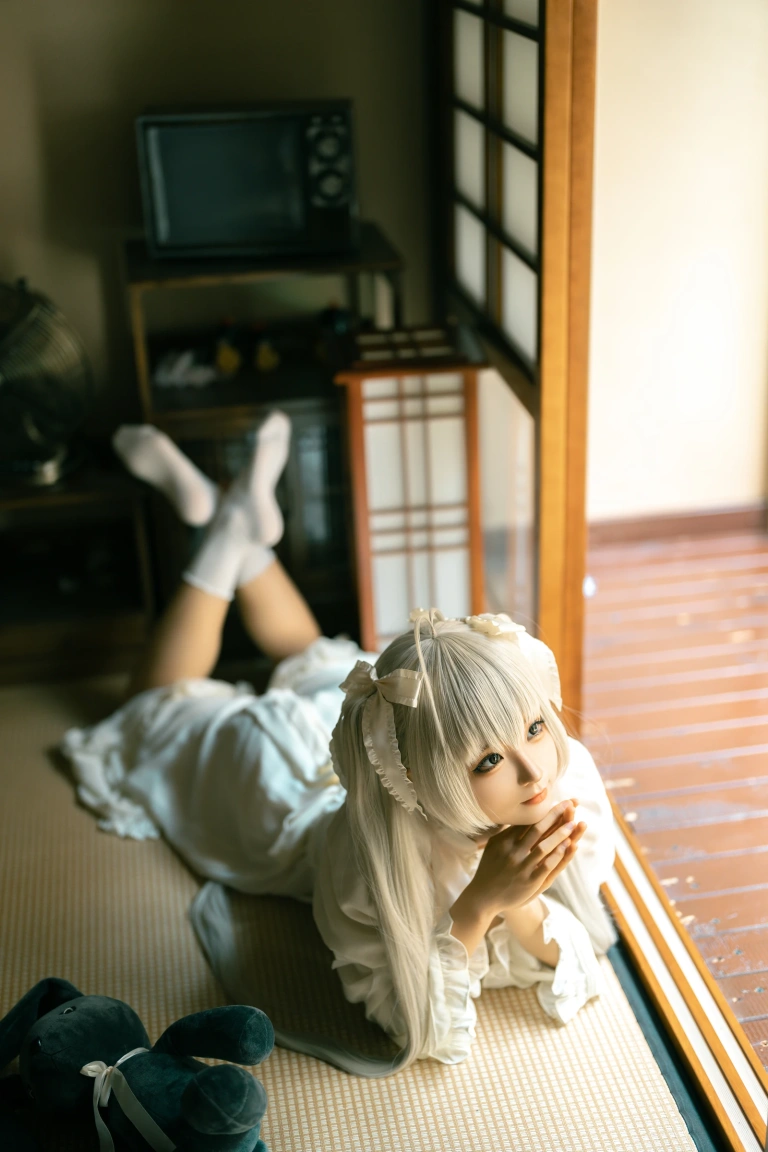 蠢沫沫《穹妹》主题写真：28张全套美图