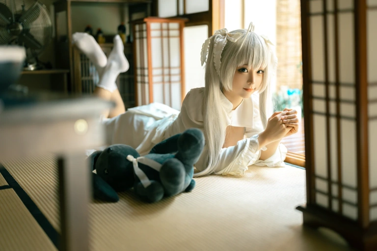 蠢沫沫《穹妹》主题写真：28张全套美图
