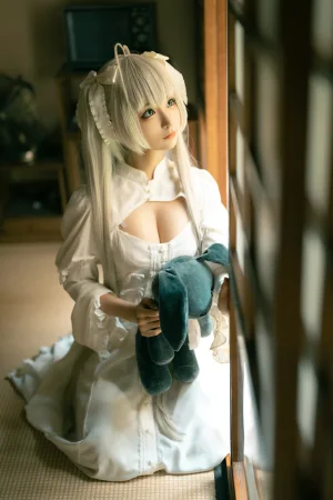 蠢沫沫《穹妹》主题写真：28张全套美图