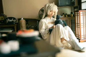 蠢沫沫《穹妹》主题写真：28张全套美图