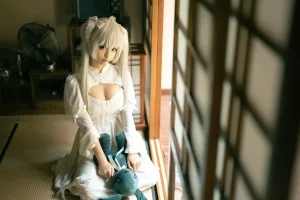 蠢沫沫《穹妹》主题写真：28张全套美图
