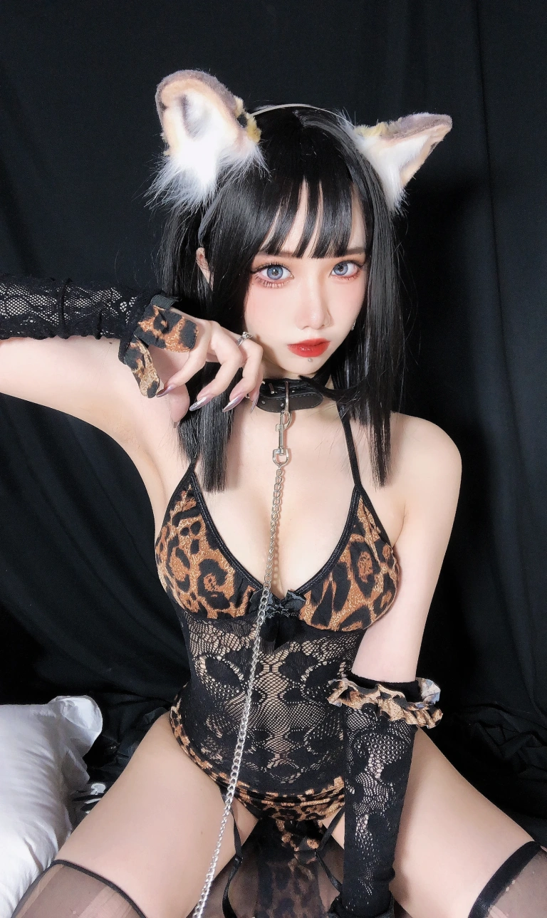 果咩酱《豹女妹妹》主题写真：25张全套美图