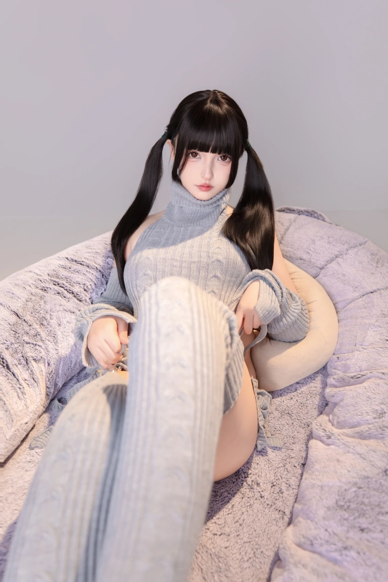 神楽坂真冬《第六季 序号01：《灰色轨迹》》主题写真：75张全套美图，含2个视频